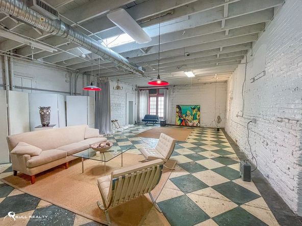 Live-Work Opportunity in Heart of West Midtown | ± 5,200 SF | Showroom/ Industrial/ Loft-Office: 903 & 905 Marietta St NW, Atlanta, GA 30318